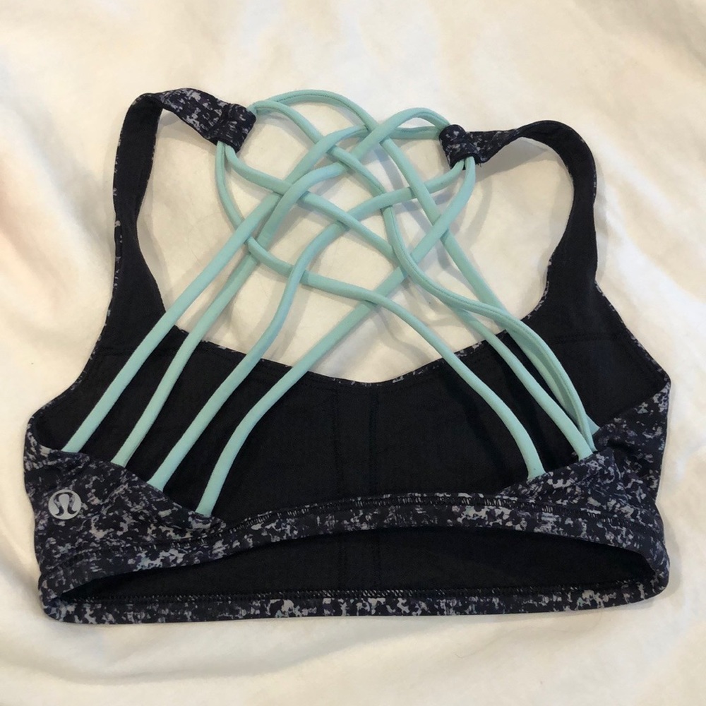 Lululemon Free To Be Wild Sports Bra Size 2